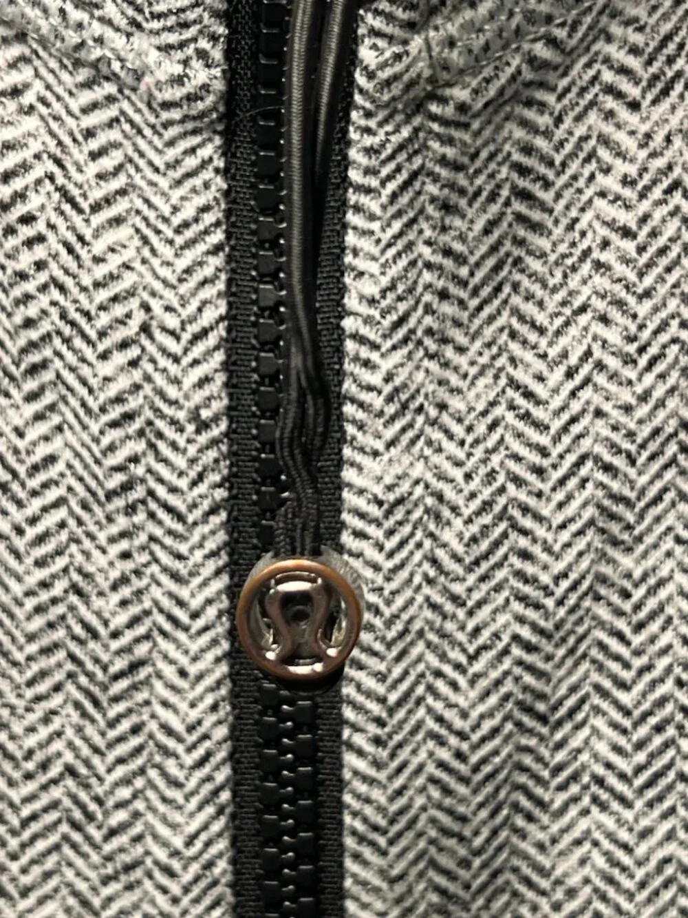 Lululemon Women's Zip Up Jacket | Size 4 | Black/White/Grey